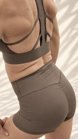 AURA Set Crop Top Neko (Crop top+Short Pulse)